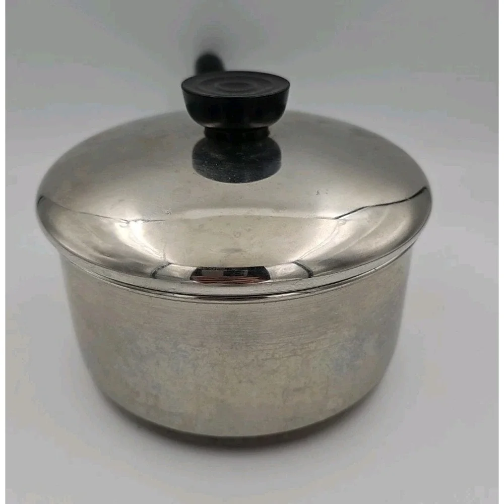 1801 Revere‎ Ware 1 1/2 Quart Copper Bottom Saucepan With Lid U.S.A.